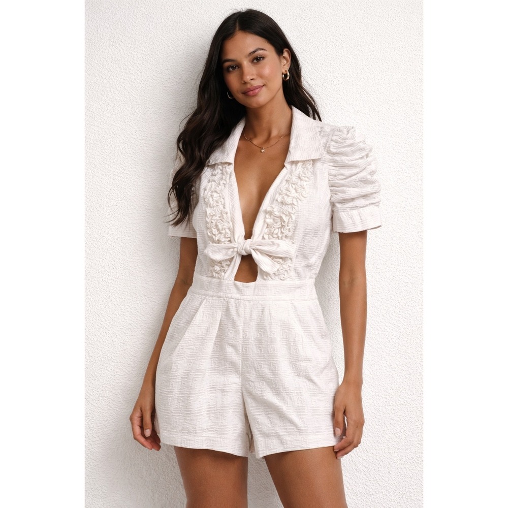 Jorya‎ White Cotton Romper Puff Sleeve Bow Front Textured Size 8 Wedding
